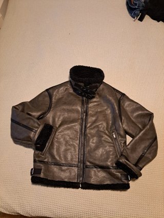 Chaqueta estilo aviador gris