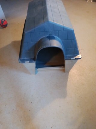 Caseta Perro Grande Resina 96x72