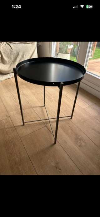 Mesa auxiliar redonda negra Ikea Gladom