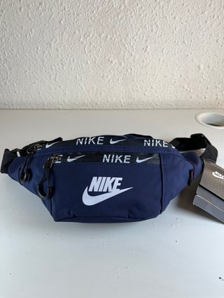 Riñonera Nike Azul marino 15x32cm (Con etiqueta)