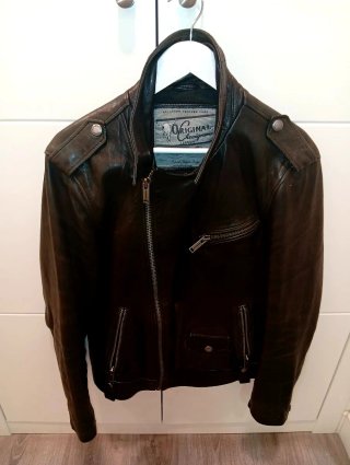 Cazadora de cuero Chevignon