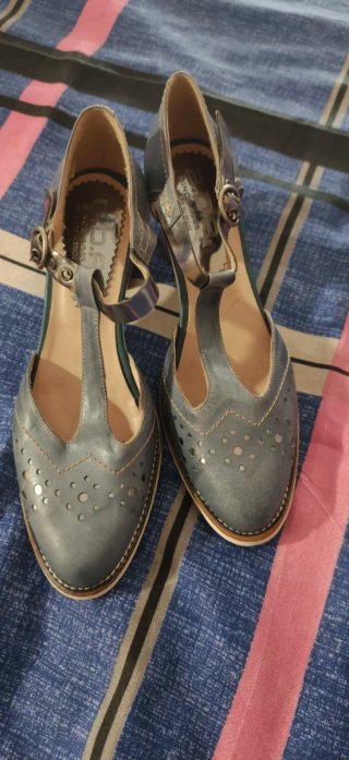 Zapatos P.D.H. T-Strap Gris/Plata