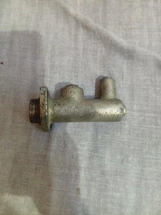 Bomba Embrague Seat 1500