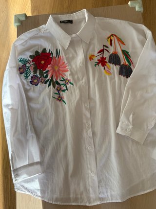 Camisa blanca bordada RASKO