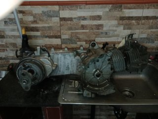 Despiece de motor de scooter