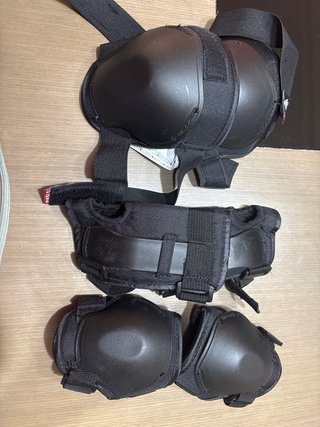 Pack Protecciones Patinaje Infantil Negro