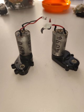 6090. Motor Central aspiradora Robot Conga