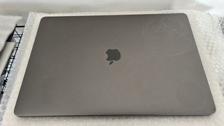 MacBook Pro 2018 i9 32GB RAM 500GB SSD