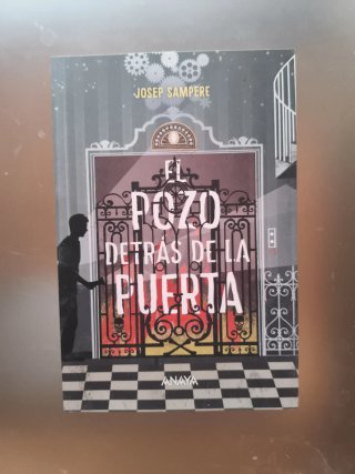 El pozo detrás de la puerta SOLO envío por INPOST