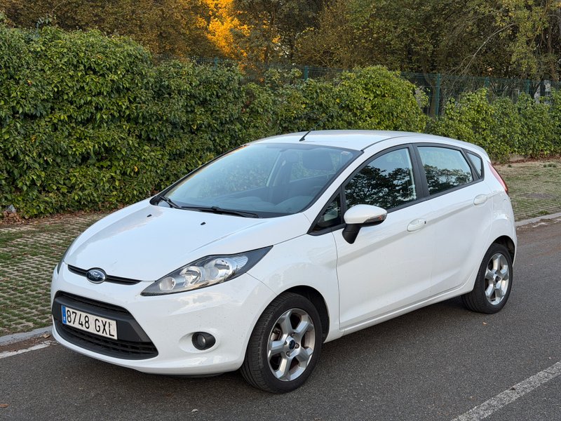 Ford Fiesta 1.25 Trend 5p 2010