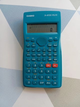 Calculadora Casio Turquesa fx-82 sx plus
