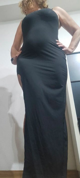 Vestido largo negro ajustado