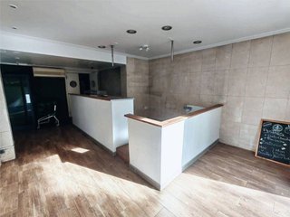 Local comercial en alquiler en Eixample Sud – Migdia en Girona