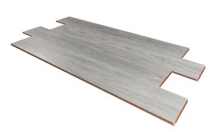 Suelo laminado gris madera