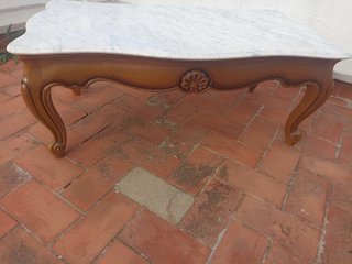 Mesa de Centro de Madera y Mármol