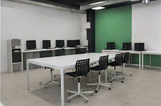 Local comercial en venta en Parque Oeste - Fuente Cisneros en Alcorcón
