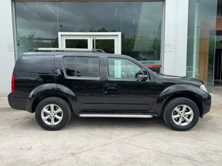 NISSAN Pathfinder 2.5 dCi 171CV SE Auto 7 plazas