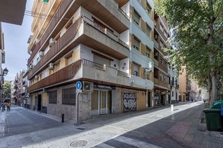 Local comercial en alquiler en Centro - Sagrario en Granada