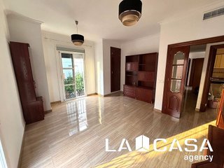 Piso en alquiler en Arroyo - Santa Justa en Sevilla