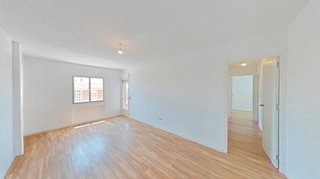 Piso en venta en Reyes en Parla