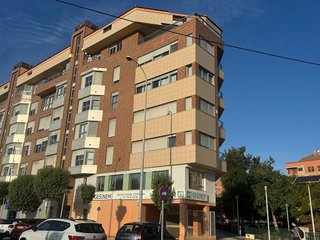Garaje en venta en Piscinas en Villarreal