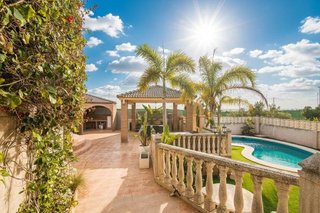 Chalet en venta en Jubalcoi en Elche