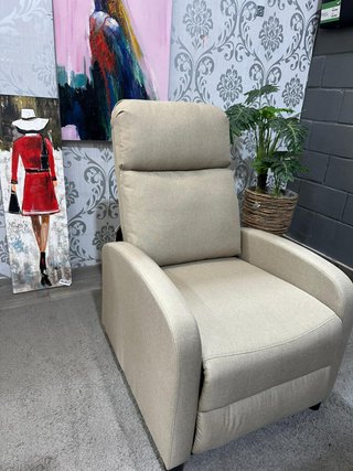 Sillón reclinable manual beige