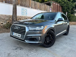 Audi Q7 3.0 TDI e-tron quattro 373CV | CarPlay | P