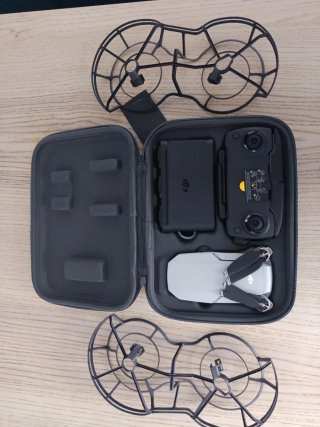 DJI Mavic Mini Fly More Combo