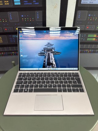 TABLET HP ELITE X2 G8 (SEMINUEVA)