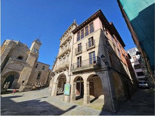 Edificio en venta en Casco Viejo en Ourense