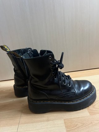 Botas Dr Martens plataforma negras