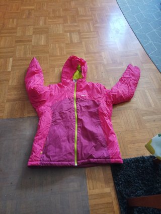 Abrigo rosa con capucha talla 14 años