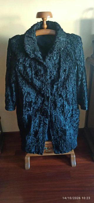 Abrigo de Garra negro auténtico