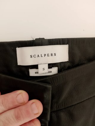 Pantalones Cuero Scalpers Talla S