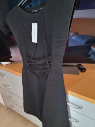 Vestido elástico French Connection negro