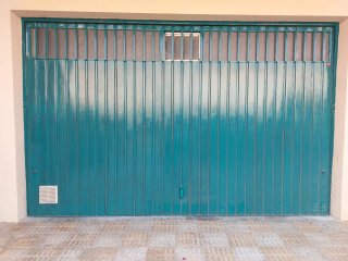 Puerta de Garaje automatica Metálica