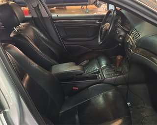 Interior BMW E46 sedan