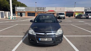 Opel Astra 2010