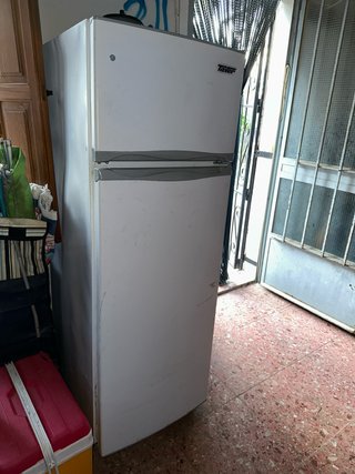 Nevera Combi de Gas Butano Taver