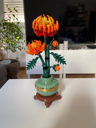 LEGO Crisantemo