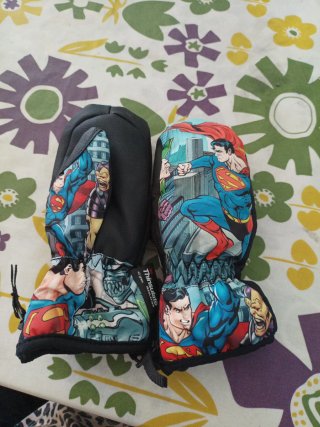 Guantes de Nieve Superman