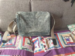 Bolso Brooks tipo bandolera
