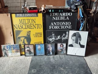 Lote de 7 Fotografías y Pósteres de Músicos