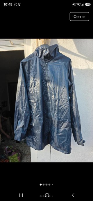 Chubasquero Cortavientos Azul