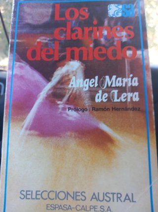 Los clarines del miedo