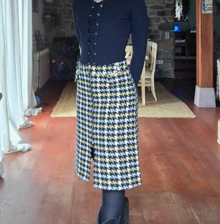 Falda Houndstooth Negra y Amarilla