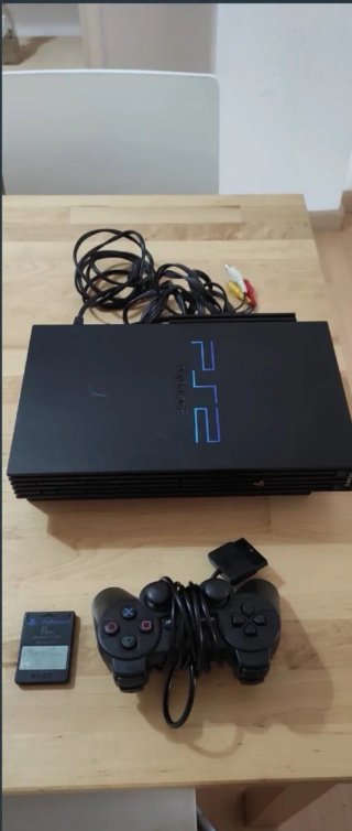 PlayStation 2 FAT Negra + Mando + Tarjeta Memoria