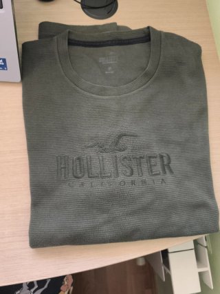 Camiseta Hollister