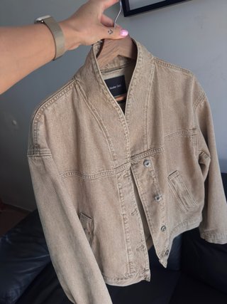 Chaqueta vaquera Massimo Dutti beige
